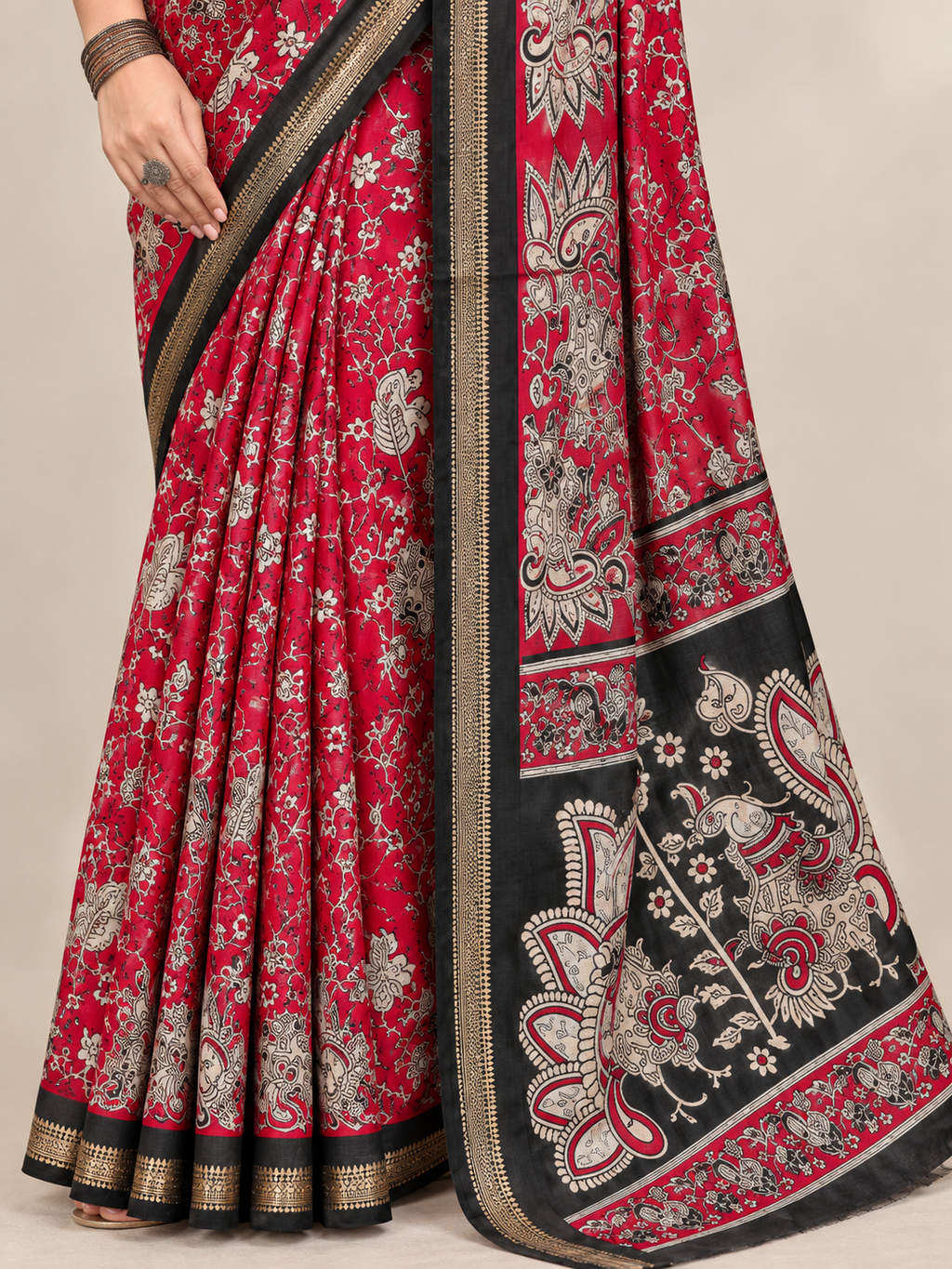 Red Floral Printed Saree with Black Paisley Pallu